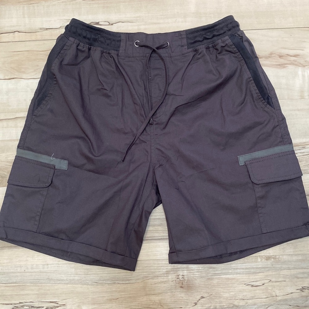 Pantalon Womens M Shorts. Greys. Khaki shorts. Cargo Short. Tie waist.